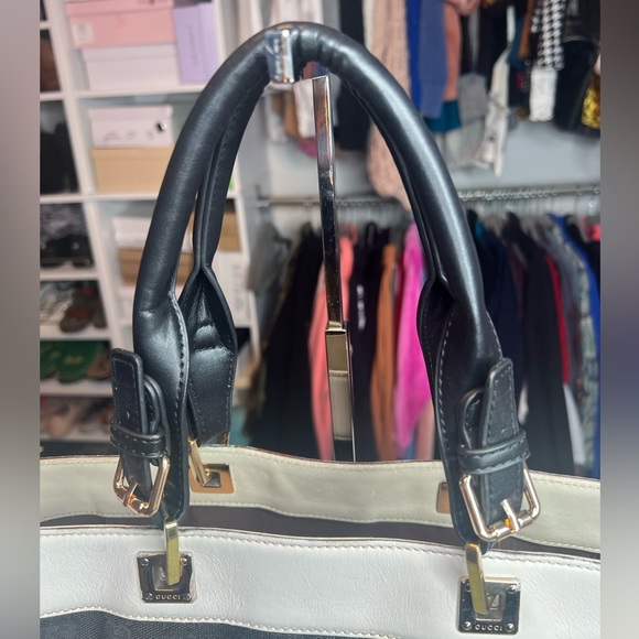 Authentic GUCCI bag - Picture 7 of 12